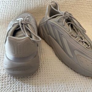 Adidas Ozelia Light Gray sneakers